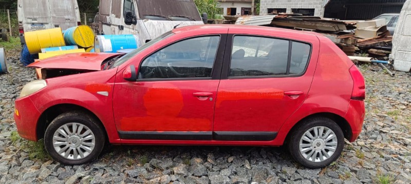 SUCATA Renault/Sandero Ano: 2012/2013 — foto 3 de 5