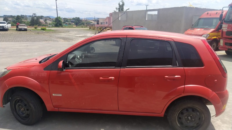 AUTOMOVEL Ford/Fiesta Ano: 2012/2012 — foto 5 de 5