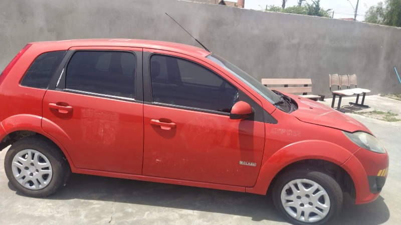 AUTOMOVEL Ford/Fiesta Ano: 2012/2012 — foto 3 de 5