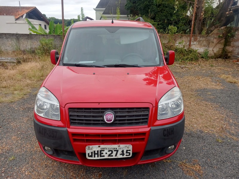 AUTOMOVEL Fiat/Doblo Ano: 2014/2014 — foto 3 de 3
