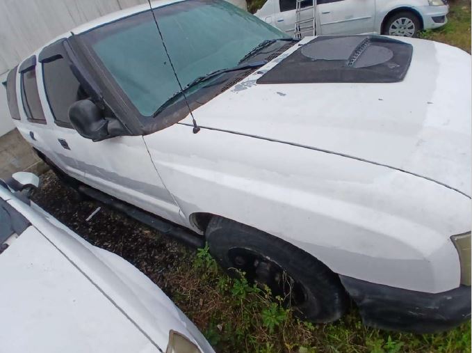 AUTOMOVEL GM/Blazer Ano: 2009/2009 — foto 4 de 7