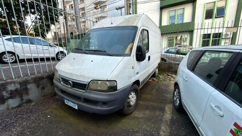 AUTOMOVEL Fiat/Ducato Maxicargo Ano: 2011/2012 — foto 3 de 3