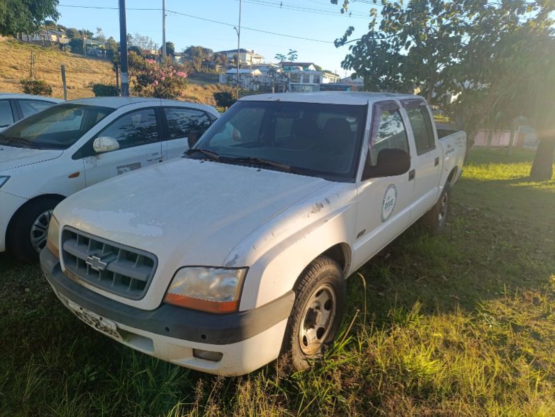 AUTOMOVEL GM/S10 Ano: 2001/2002 — foto 3 de 3