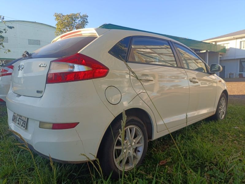 AUTOMOVEL I/Chery Celer 1.5 Ano: 2014/2015 — foto 3 de 3