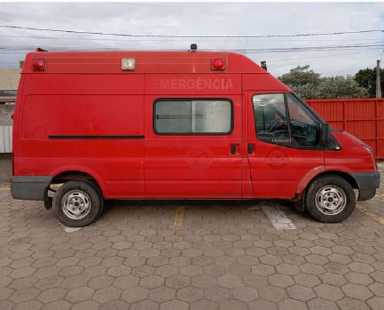 AUTOMOVEL I/Ford Transit TCA AMB Ano: 2011/2011 — foto 3 de 5