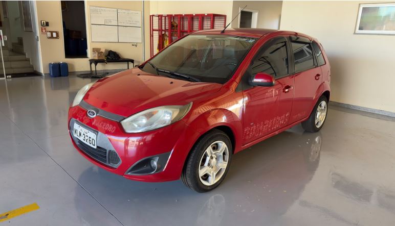 AUTOMOVEL Ford/Fiesta Ano: 2013/2014 — foto 3 de 3