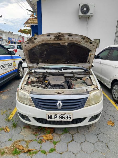 AUTOMOVEL Renault/Logan Ano: 2013/2013 — foto 4 de 4