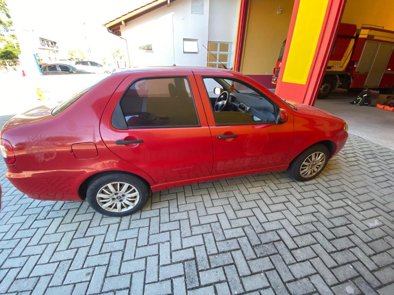AUTOMOVEL I/Fiat Siena Ano: 2012/2012 — foto 5 de 5