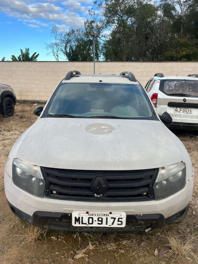 AUTOMOVEL Renault/Duster Ano: 2013/2014 — foto 4 de 5