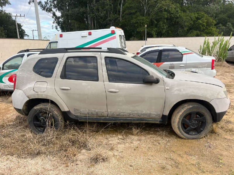 AUTOMOVEL Renault/Duster Ano: 2013/2014 — foto 3 de 5