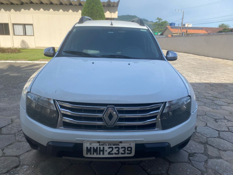 AUTOMOVEL Renault/Duster 20 D 4x4 Ano: 2014/2015 — foto 3 de 5