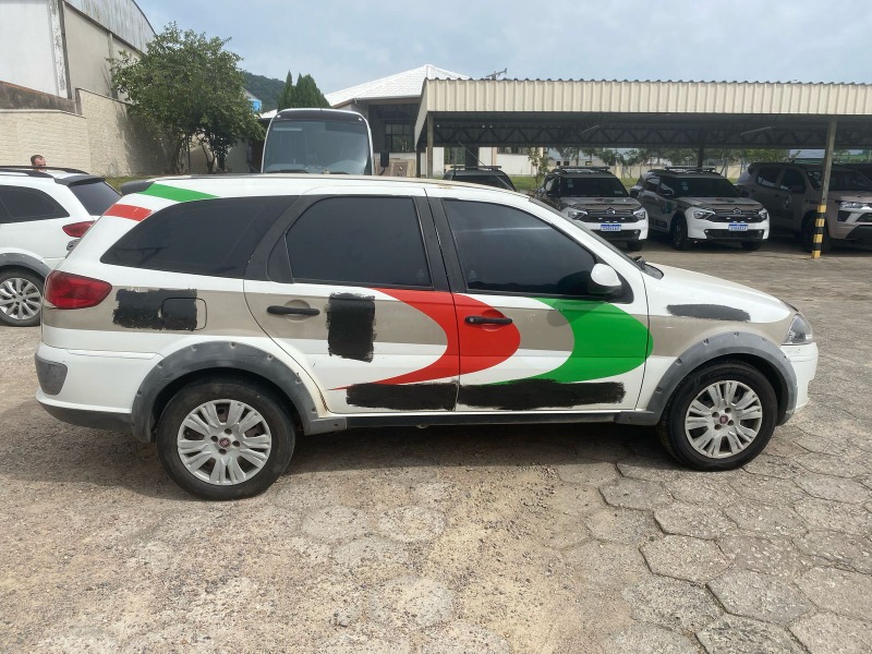 AUTOMOVEL Fiat/Palio WK Ano: 2013/2014 — foto 4 de 5