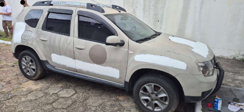 AUTOMOVEL Renault/Duster 20 D 4x4 Ano: 2017/2018 — foto 4 de 6