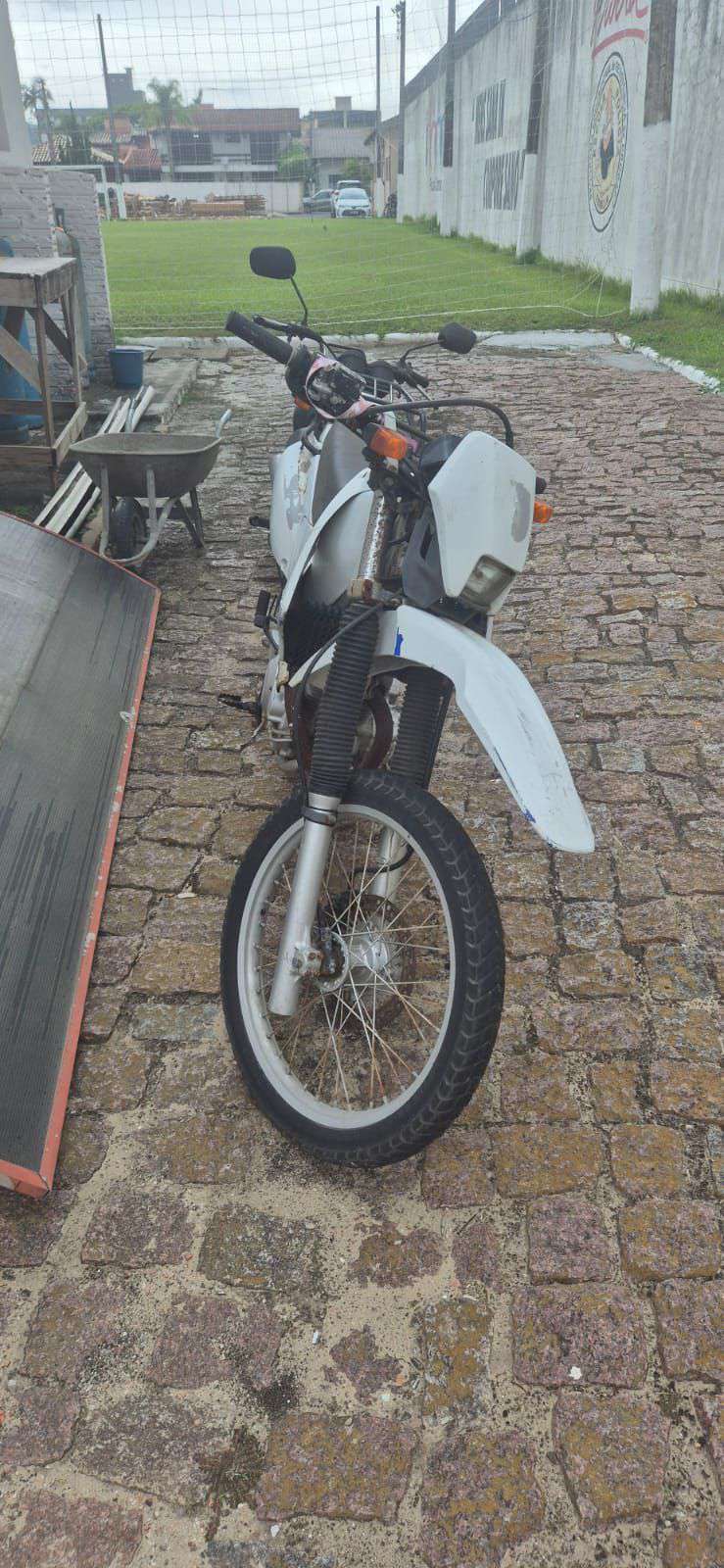 MOTOCICLETA Honda/XR 250 Tornardo Ano: 2005/2005 — foto 4 de 4