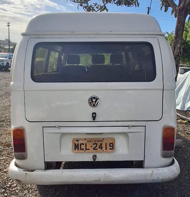 SUCATA VW/Kombi Ano: 2001/2002 — foto 5 de 8