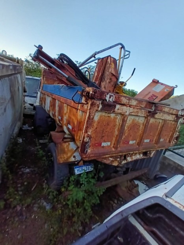 Veículo FORD Cargo CAMINHÃO BASCULANTE FORD CARGO, 1717 E, ano 2007 2008 em leilão