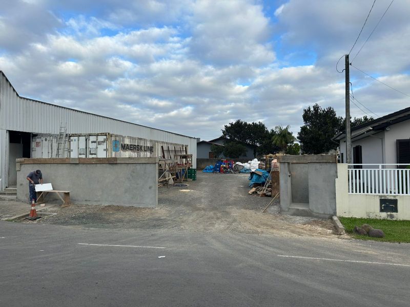 Galpão + terreno em Meleiro- R. Saul Piazza, localizado em Meleiro - SC