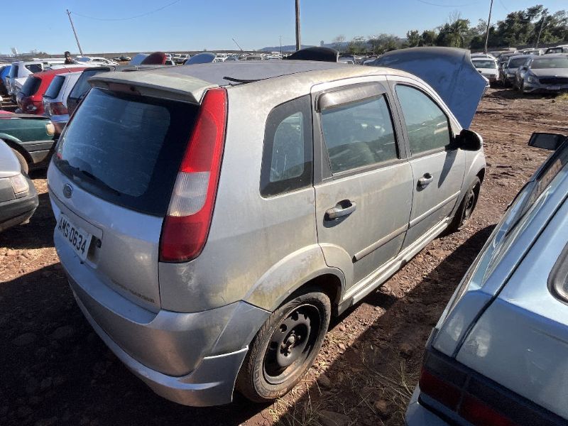 AUTOMOVEL FORD/FIESTA EDGE 2003 Conservado