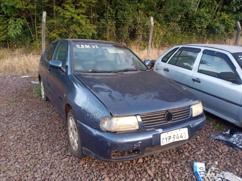 Veículo VW - VolksWagen Polo AUTOMOVEL IMP/VW POLO CLAS. 1.8 MI 1999/1999 1999 em leilão