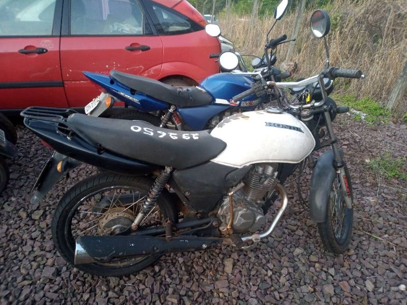 Veículo HONDA CG 125 Cargo MOTOCICLETA HONDA/CG 125 CARGO 2002/2002 2002 em leilão