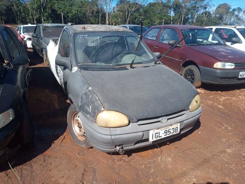 GM Corsa GL 1997