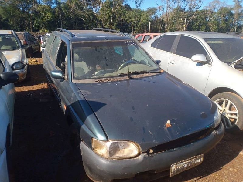 Veículo Ford Escort SUCATA I/FORD ESCORT GLX 16VF 1996/1997 1997 em leilão