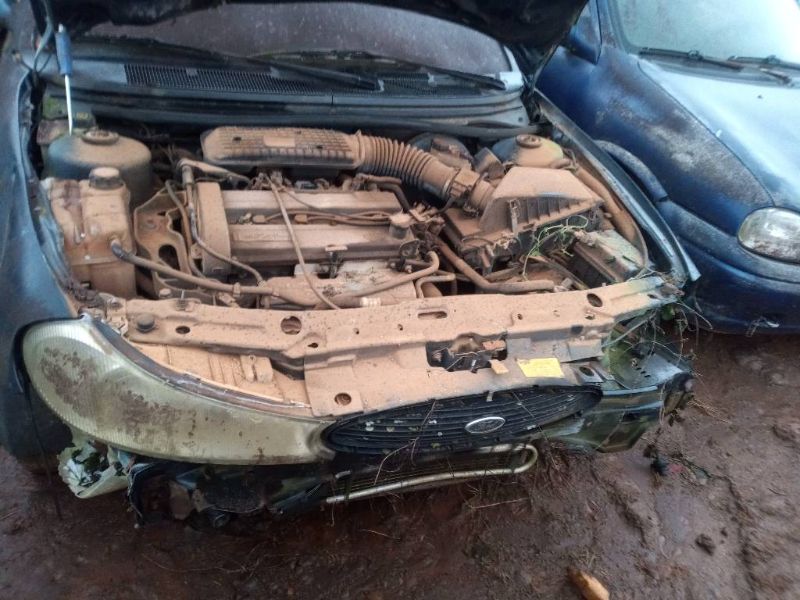 Veículo Ford Mondeo SUCATA IMP/FORD MONDEO GLX NG 1997 Conservado 1997 em leilão