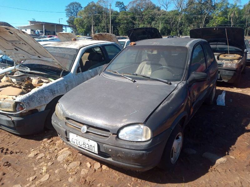 GM/CORSA GL 1995