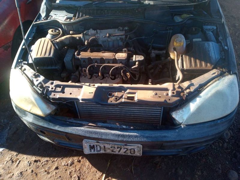 SUCATA GM/CORSA SEDAN Ano: 2002/2002