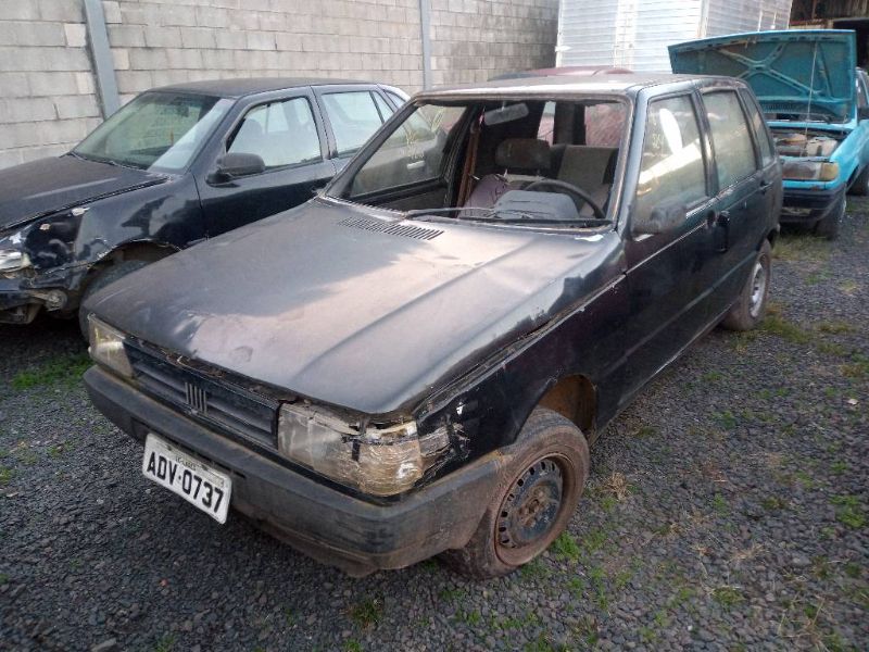 Veículo Fiat Uno SUCATA FIAT/UNO ELECTRONIC 1993/1993 1993 em leilão