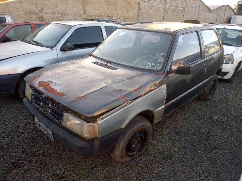 Veículo Fiat Uno SUCATA FIAT/UNO ELECTRONIC 1994/1994 1994 em leilão