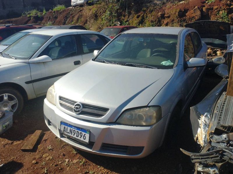 GM ASTRA SEDAN 2004