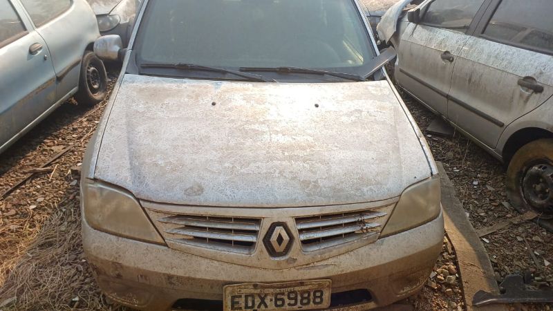 Renault Logan EXP- 2010