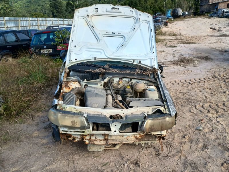 SUCATA- Volkswagen Gol 16V Plus- 2001