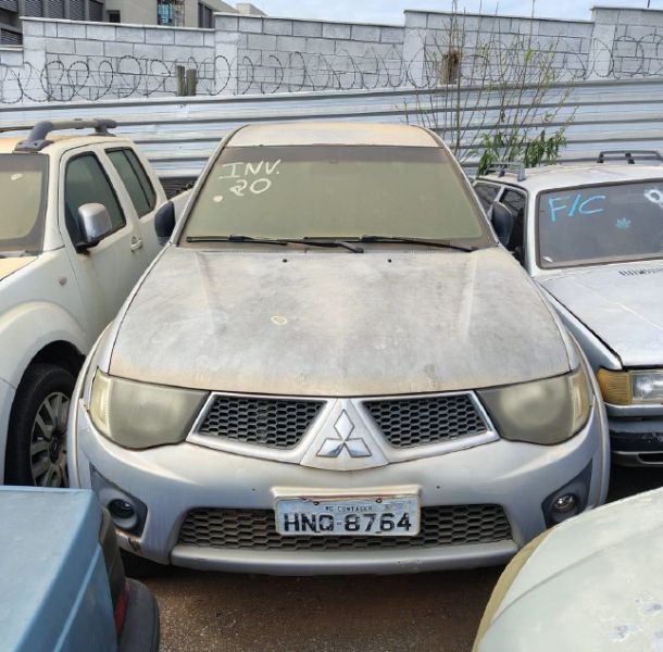 Lote - 01 MMC/L200 Triton 3.2 Diesel 2010/2011.