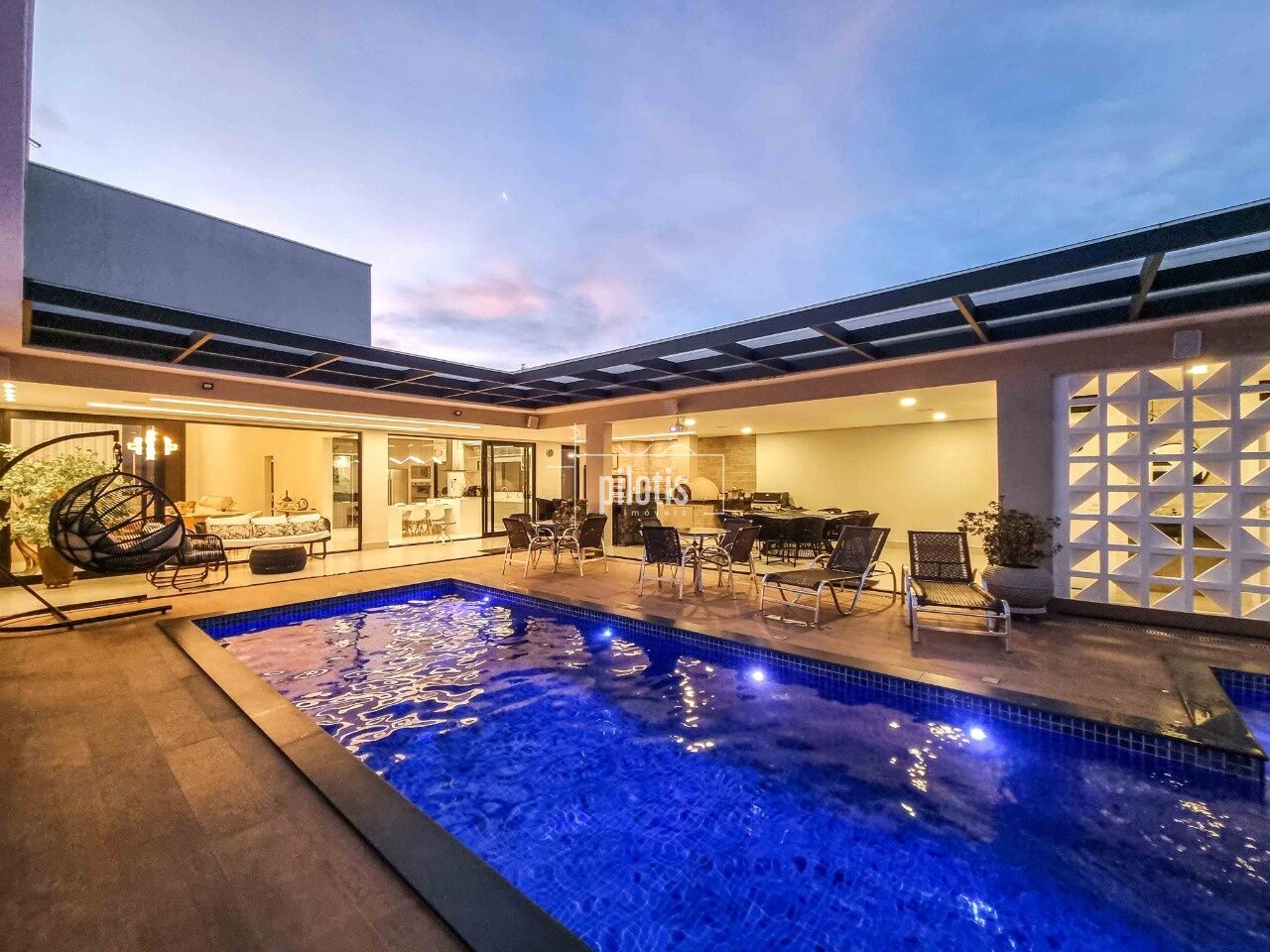 Casa para Venda - Jardim Botânico