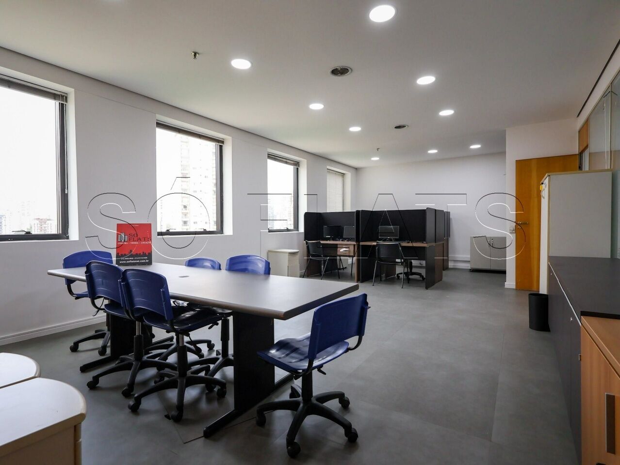 Conj. Comercial para Locação - BROOKLIN