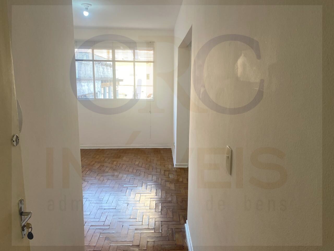 Apartamento para Locação - Vila Gumercindo