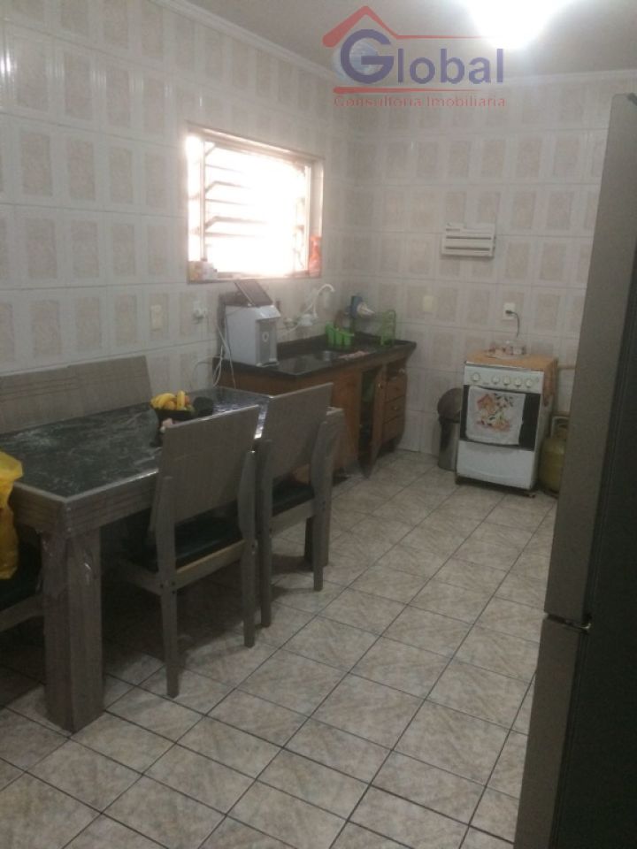 Casa Térrea para Venda - JARDIM TELES DE MENEZES