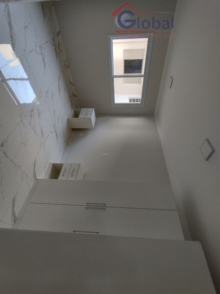 Apto Sem Condominio para Locação - CENTRO
