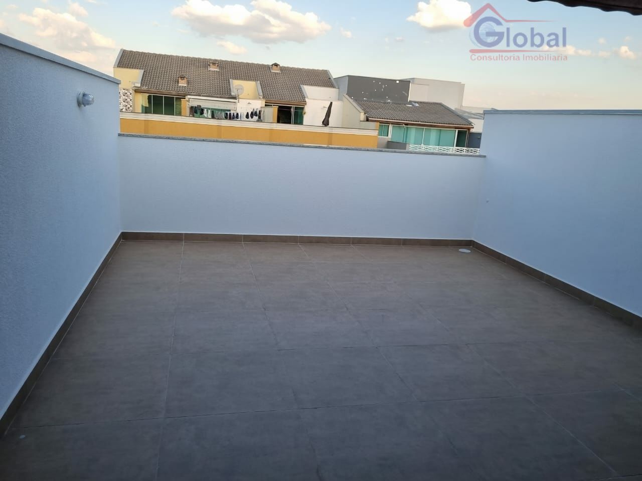 Cobertura Sem Condomínio para Venda - VILA CAMILÓPOLIS