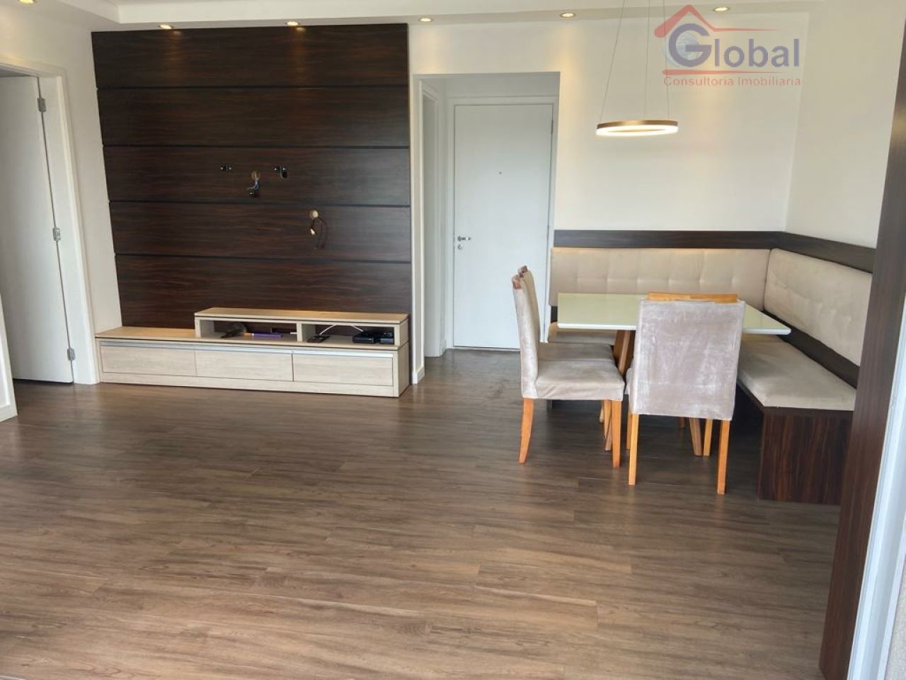 Apartamento para Venda - VILA HOMERO THON