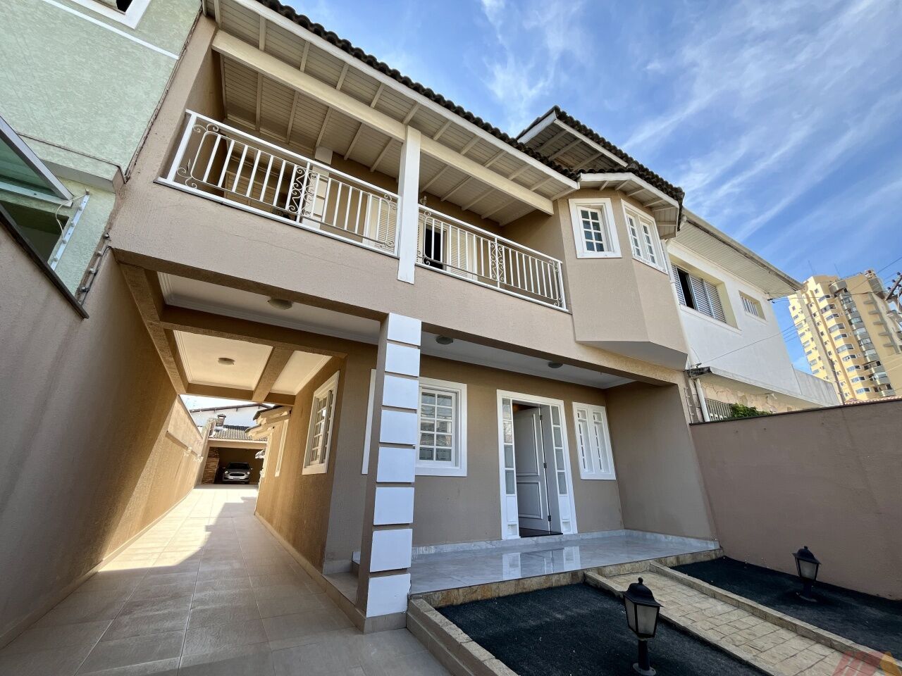 Casa Assobradada para Venda - Jardim São PauloZona Norte
