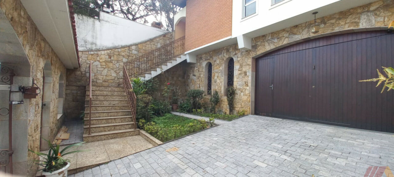 Casa Assobradada para Venda - Jardim Virginia Bianca
