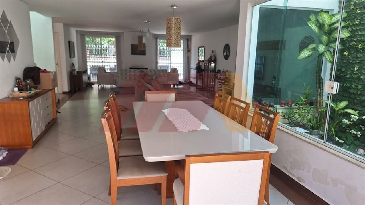 Sobrado para Venda - Jardim Virginia Bianca