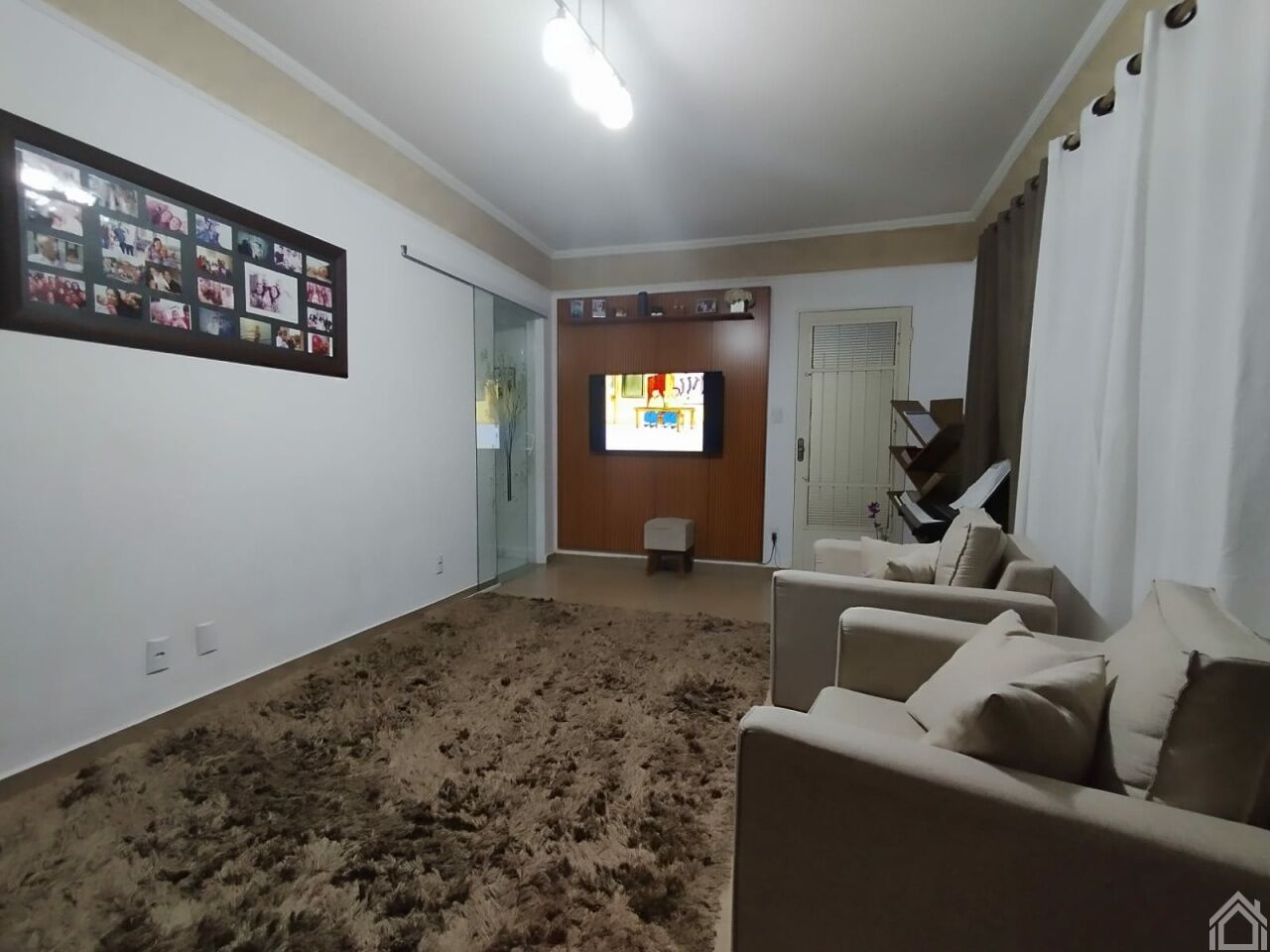 Casa Assobradada para Venda - Parque Residencial Casarão
