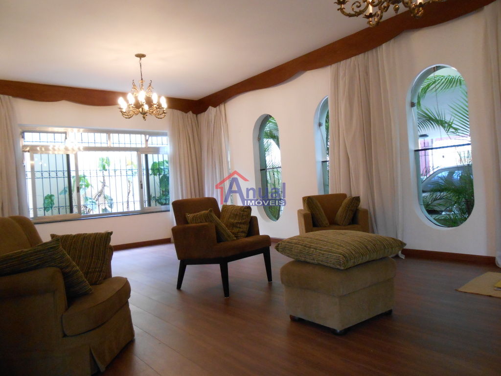 Casa Assobradada para Venda - Cidade Vargas