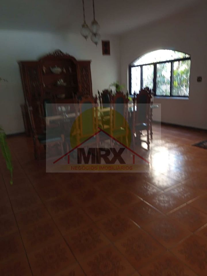 Casa, 3 quartos, 330 m² - Foto 3