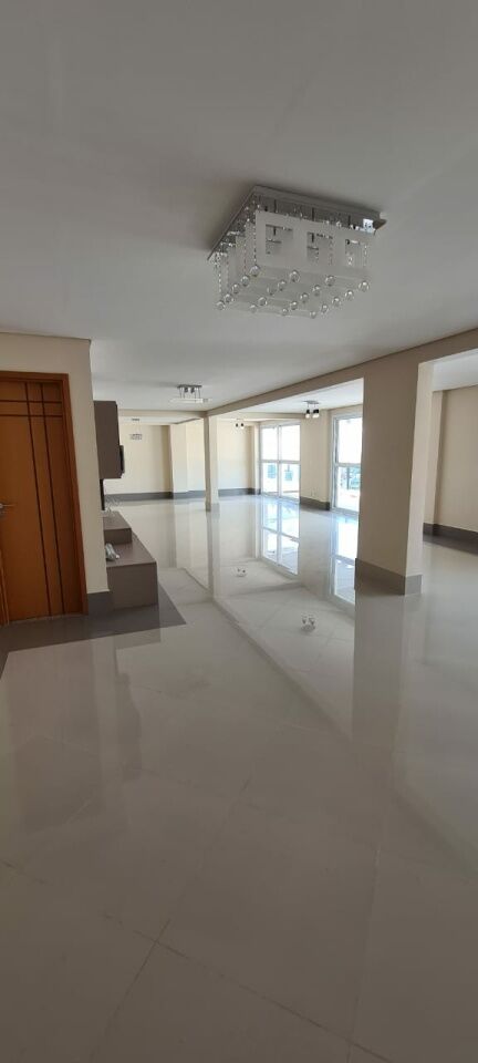 Triplex para Venda - Centro