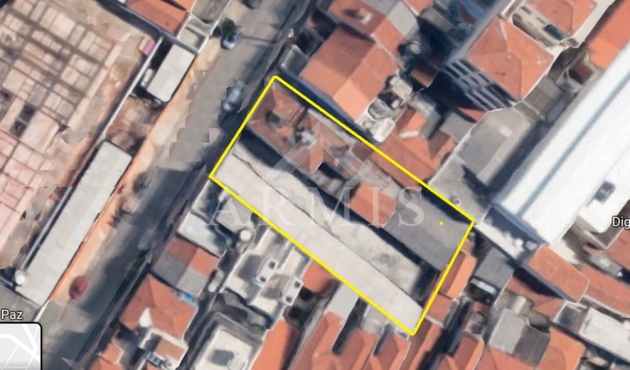 Área com 1.000 m² a venda pra incorporação no Jardim da Glória 